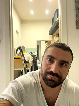 Snapshot of morfeoX chatting on 11-28-25, 09:45 morfeoX online show from 11-28-25, 09:45