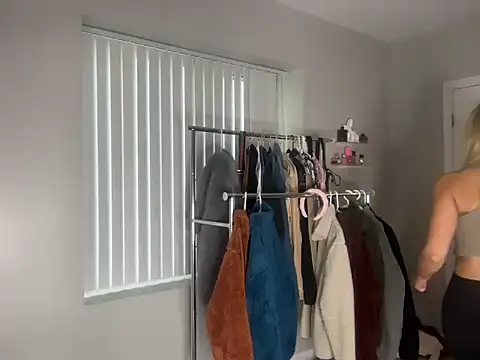 meggsworld online show from 10-29-25, 02:19