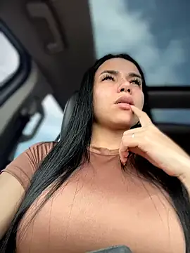 Snapshot of Naatalia chatting on 01-08-26, 08:11 Naatalia online show from 01-08-26, 08:11