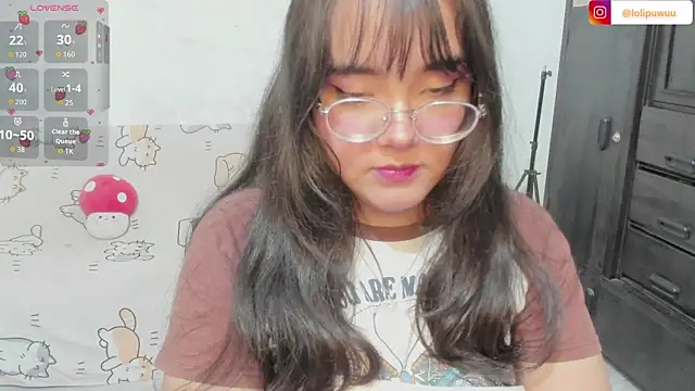 Snapshot of Naoko_7w7 chatting on 06-15-26, 01:41 Naoko 7w7 online show from 06-15-26, 01:41
