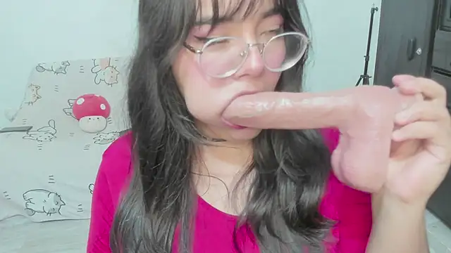 Snapshot of Naoko_7w7 chatting on 06-16-26, 01:52 Naoko 7w7 online show from 06-16-26, 01:52