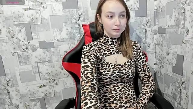 stella leex online show from 03-20-25, 08:51