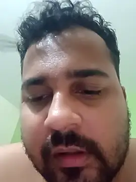 Snapshot of susthovai chatting on 10-18-25, 05:46 susthovai online show from 10-18-25, 05:46