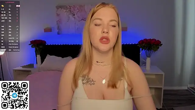 Snapshot of DonnaSmith chatting on 09-26-25, 07:56 DonnaSmith online show from 09-26-25, 07:56