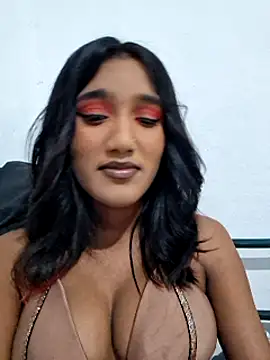 Snapshot of indianpink_lips chatting on 03-18-25, 06:48 indianpink lips online show from 03-18-25, 06:48