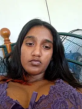 Snapshot of indianpink_lips chatting on 03-21-25, 10:28 indianpink lips online show from 03-21-25, 10:28