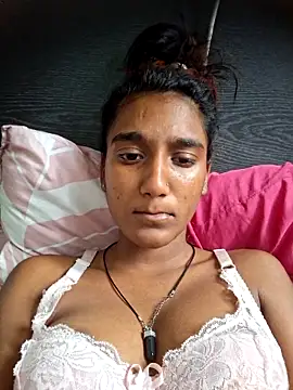 Snapshot of indianpink_lips chatting on 03-06-26, 12:34 indianpink lips online show from 03-06-26, 12:34