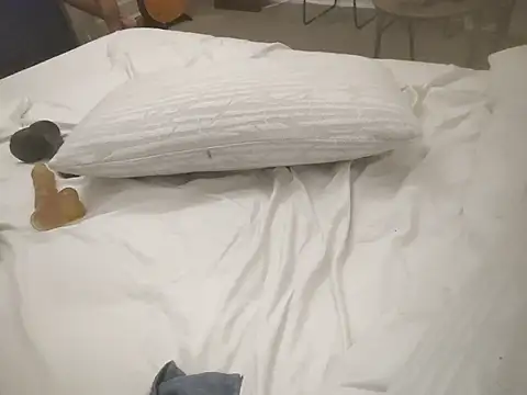 Snapshot of MystiqueRider chatting on 02-22-25, 04:40 MystiqueRider online show from 02-22-25, 04:40