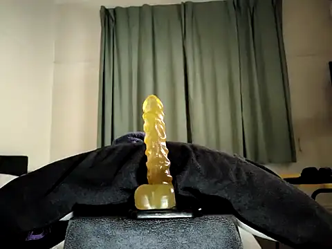 Snapshot of MystiqueRider chatting on 03-16-25, 02:22 MystiqueRider online show from 03-16-25, 02:22