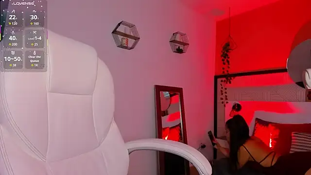 Bella walker  online show from 04-04-26, 04:37