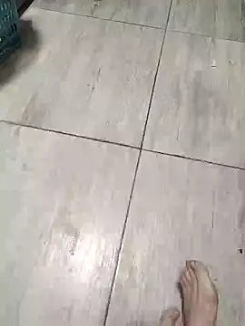 Snapshot of Loly2025 chatting on 02-24-25, 08:03 Loly2025 online show from 02-24-25, 08:03