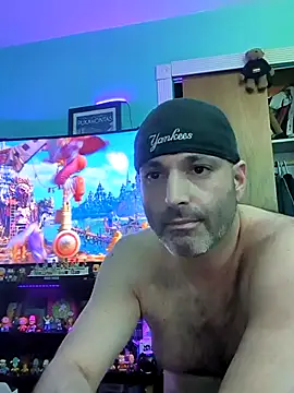 Novabear6996 online show from 04-12-26, 06:40