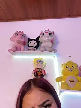 Snapshot of Bonbom_sr chatting on 03-16-25, 04:20 Bonbom sr online show from 03-16-25, 04:20