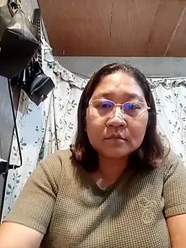 Snapshot of hotchubby88 chatting on 12-15-25, 12:53 hotchubby88 online show from 12-15-25, 12:53