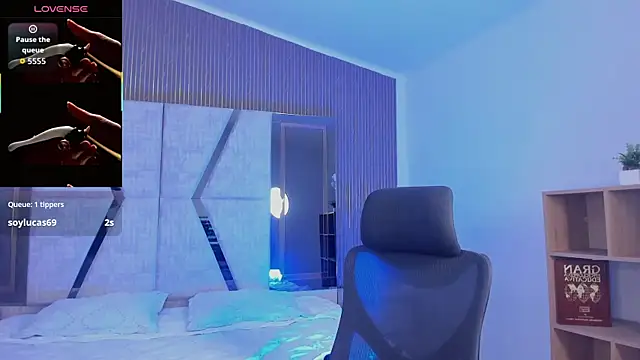 JacobRoberts1 online show from 10-07-25, 08:17