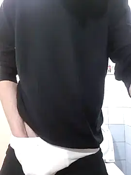 Snapshot of Renezel chatting on 02-17-25, 08:36 Renezel online show from 02-17-25, 08:36