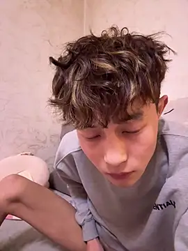 Snapshot of QR666dkk chatting on 02-22-25, 04:09 QR666dkk online show from 02-22-25, 04:09