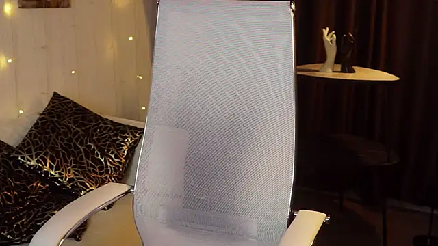 EveMundie online show from 12-15-25, 06:28