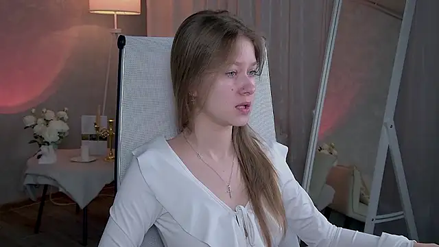 EveMundie online show from 03-13-26, 06:31