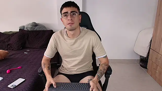 Andy shaaw online show from 02-21-25, 05:09