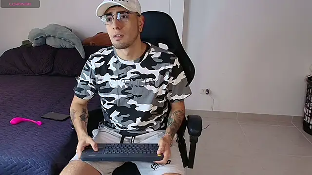 Andy shaaw online show from 03-05-25, 01:39