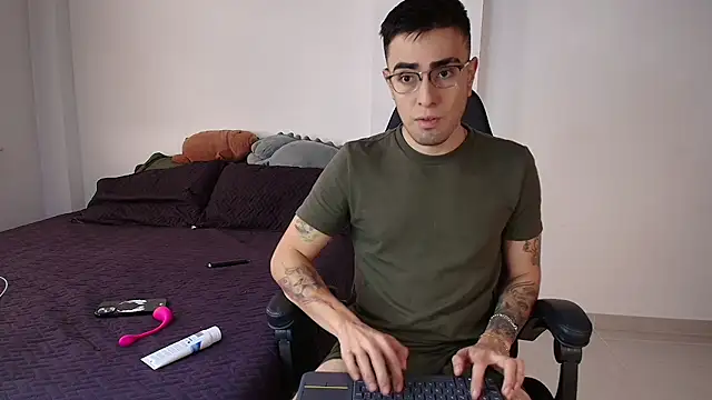 Andy shaaw online show from 03-15-25, 04:10