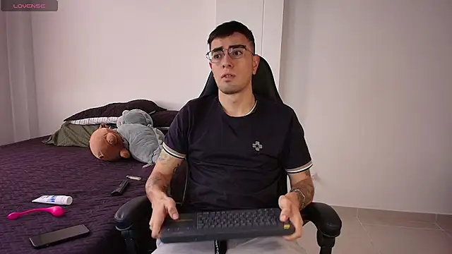 Andy shaaw online show from 03-18-25, 12:58