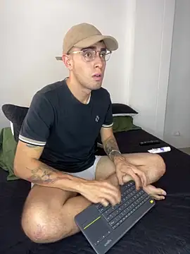 Andy shaaw online show from 03-18-25, 04:04