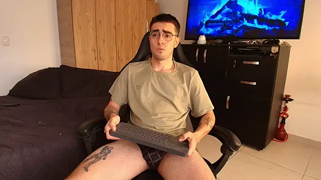 Andy shaaw online show from 01-05-26, 05:27