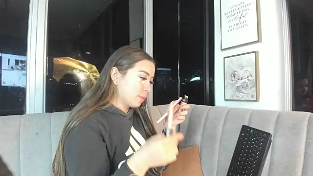 Snapshot of Ivanna_West chatting on 06-18-26, 09:58 Ivanna West online show from 06-18-26, 09:58