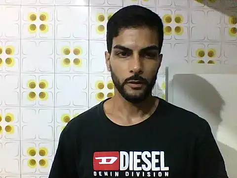 Snapshot of Gabrielteixeira120 chatting on 05-12-26, 08:39 Gabrielteixeira120 online show from 05-12-26, 08:39