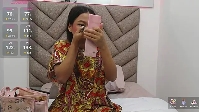 Snapshot of triptikhushi chatting on 02-28-25, 11:47 triptikhushi online show from 02-28-25, 11:47