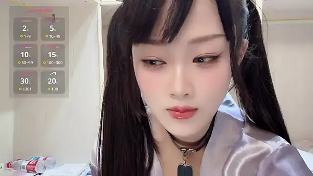 yueyue2003 online show from 04-06-26, 12:17