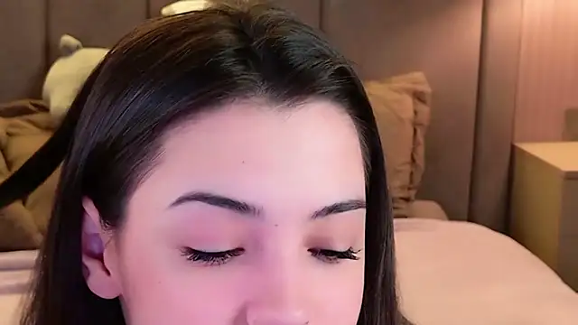 Alice Deleon online show from 11-08-25, 10:48