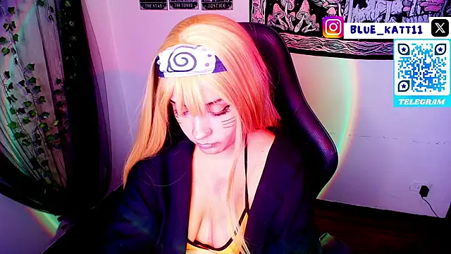 Snapshot of blue_katt chatting on 07-23-26, 01:58 blue katt online show from 07-23-26, 01:58