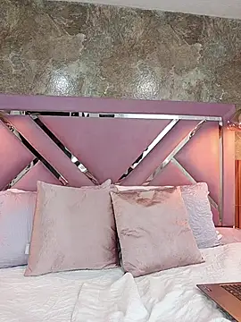 EmmaSulivan online show from 03-28-26, 12:16