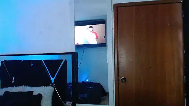 Snapshot of Smith_boy_25 chatting on 02-18-25, 10:03 Smith boy 25 online show from 02-18-25, 10:03