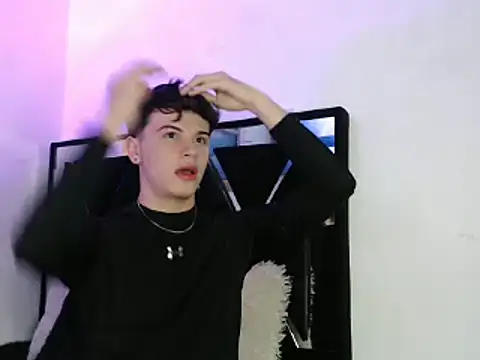 Snapshot of Smith_boy_25 chatting on 03-14-25, 12:07 Smith boy 25 online show from 03-14-25, 12:07