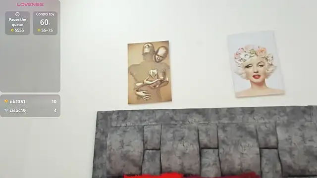 Snapshot of Chloe_diamondss chatting on 03-12-25, 07:13 Chloe diamondss online show from 03-12-25, 07:13