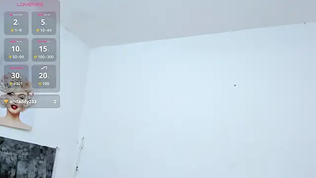 Snapshot of Chloe_diamondss chatting on 03-21-25, 06:49 Chloe diamondss online show from 03-21-25, 06:49