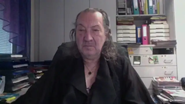 Snapshot of HMStraps01 chatting on 02-05-26, 08:08 HMStraps01 online show from 02-05-26, 08:08