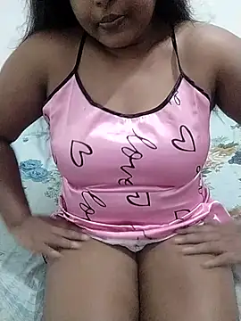 Snapshot of SLbeaty chatting on 07-22-26, 03:31 SLbeaty online show from 07-22-26, 03:31