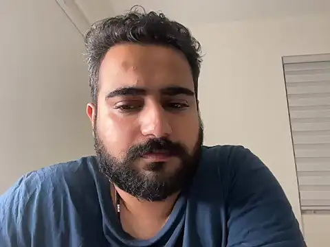 Snapshot of indian_thonger chatting on 12-17-25, 03:29 indian thonger online show from 12-17-25, 03:29