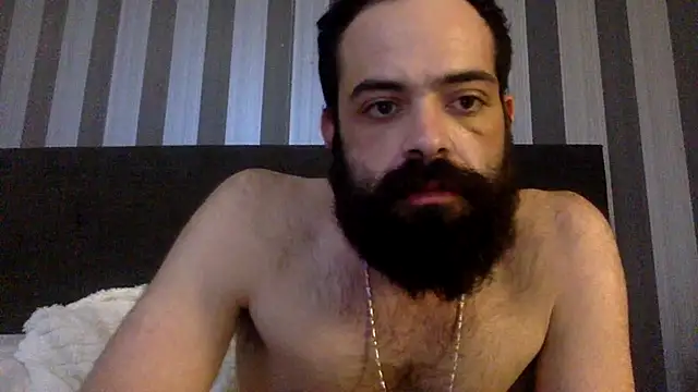 guccititi online show from 09-19-25, 10:38