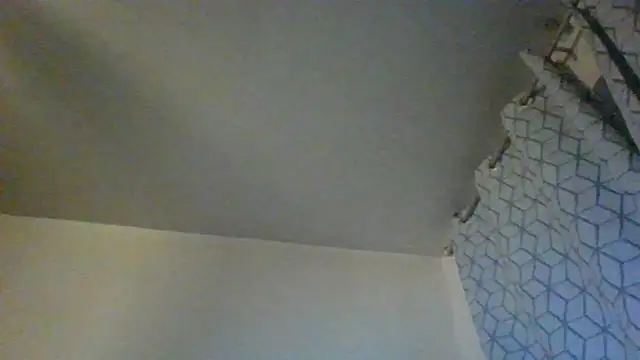 guccititi online show from 11-22-25, 05:39