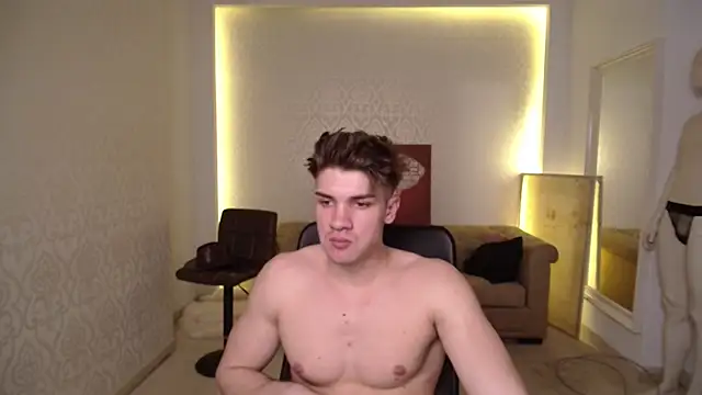 MaxKaiden online show from 02-25-25, 12:03