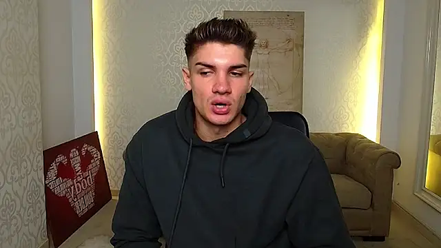 MaxKaiden online show from 10-06-25, 04:43