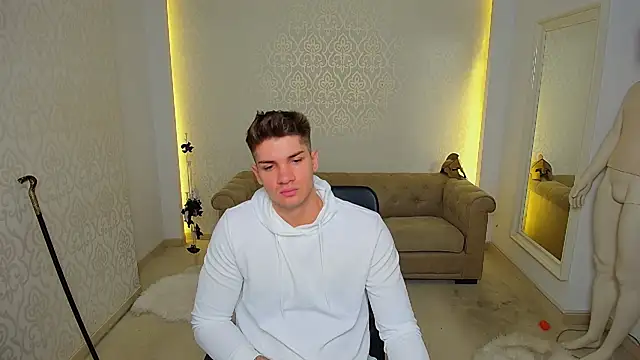 MaxKaiden online show from 11-12-25, 05:41