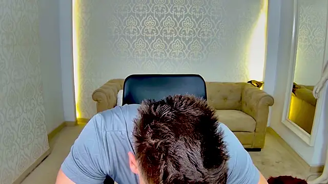 MaxKaiden online show from 04-15-26, 06:09