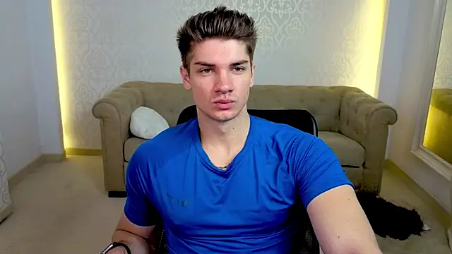 MaxKaiden online show from 06-03-26, 03:53